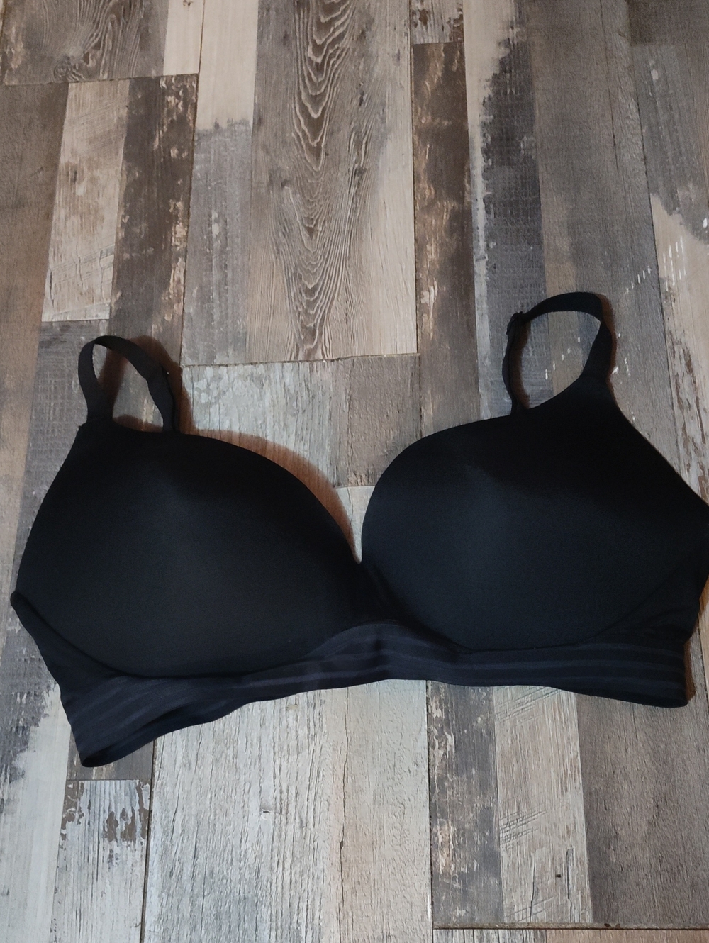 5/$25 SALE Auden Smooth Black Wire-free Size 36DD T-Shirt Bra